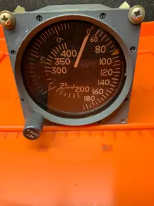 🇺🇸 Cessna C661062-0101 Airspeed Indicator 20240-1148